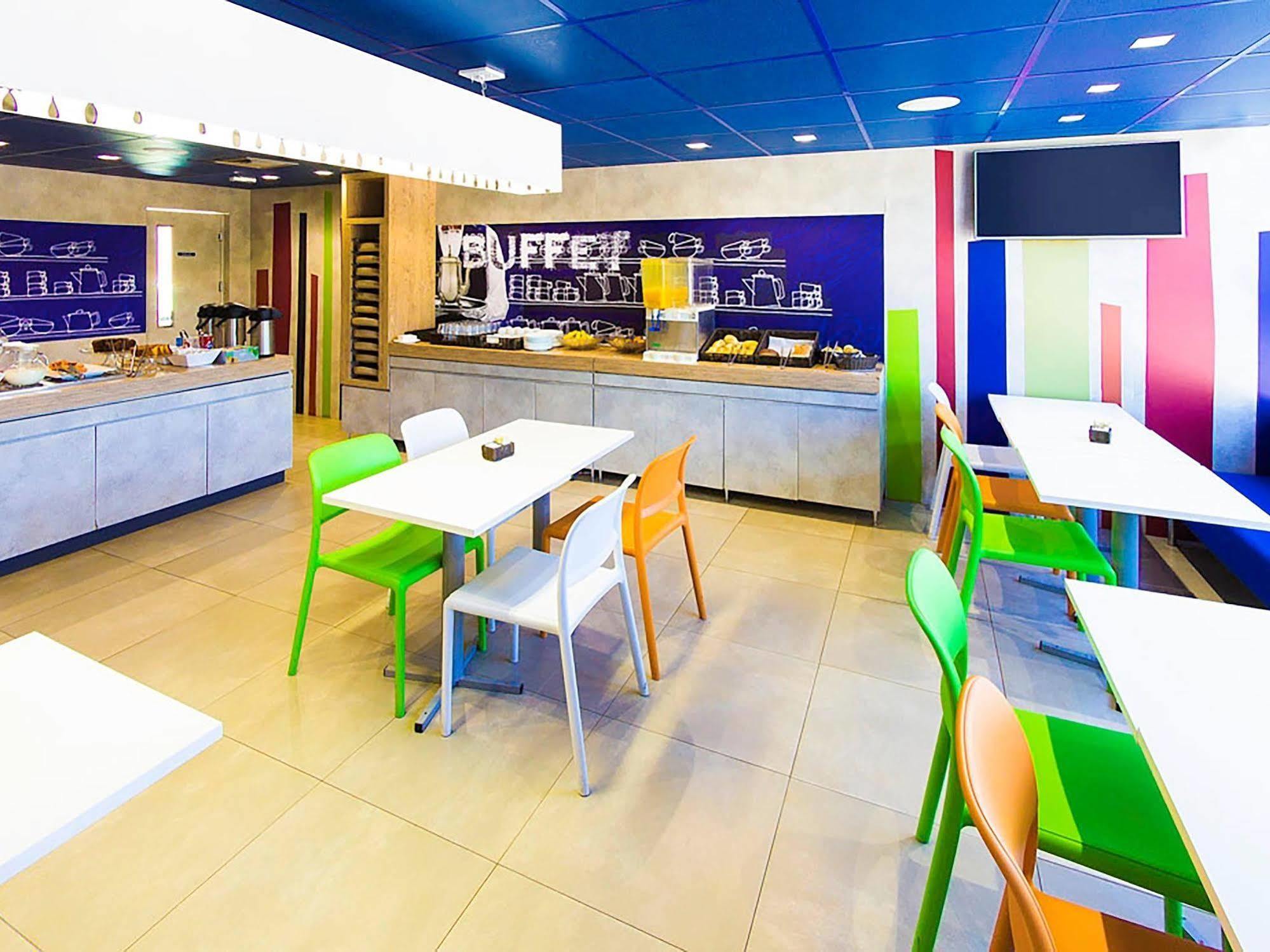 ibis budget Sertaozinho Sertãozinho Exterior foto